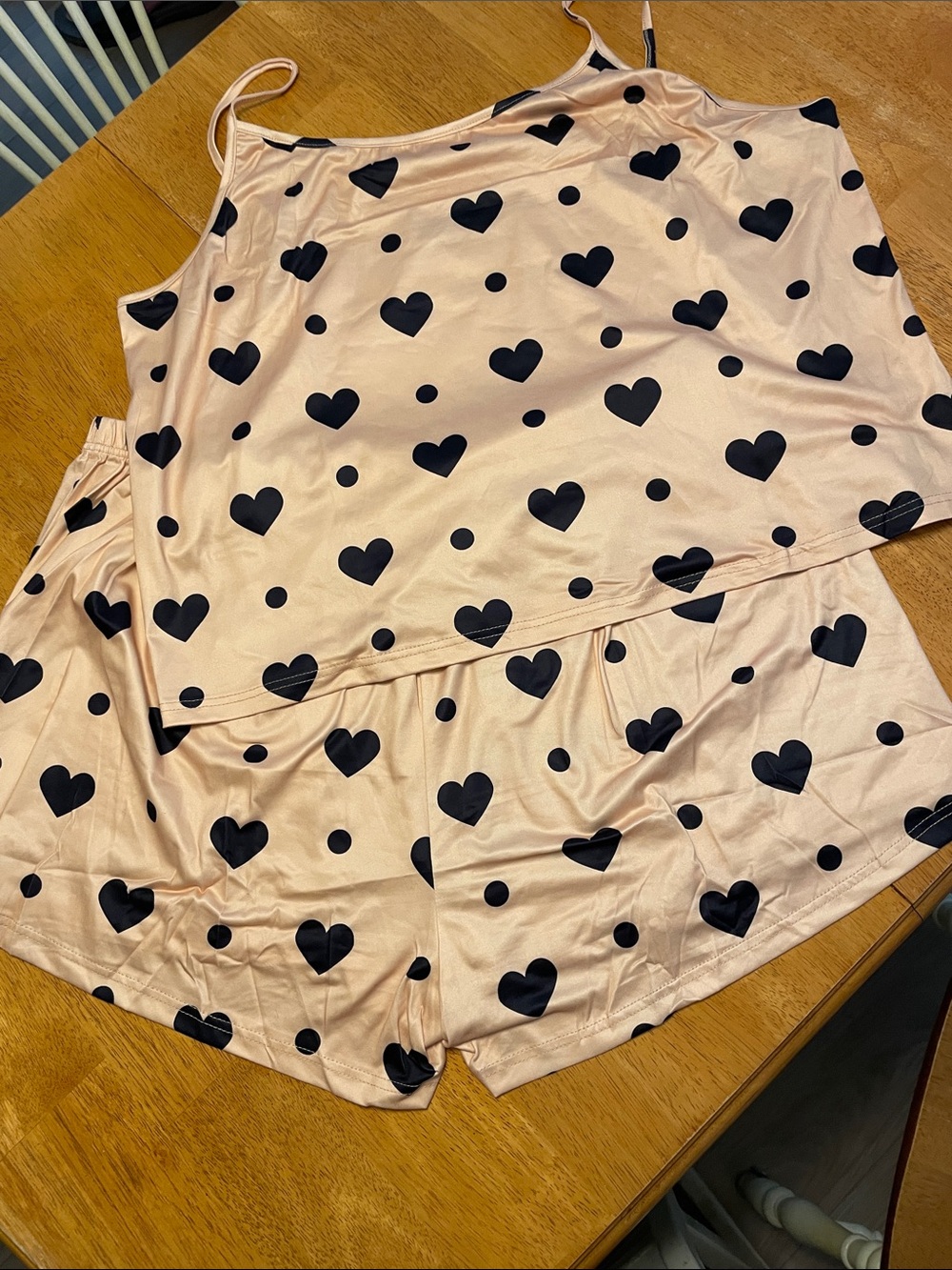 Women’s Heart Print Pajama Tank/Shorts Set - Salmon with Black Hearts (NWT)